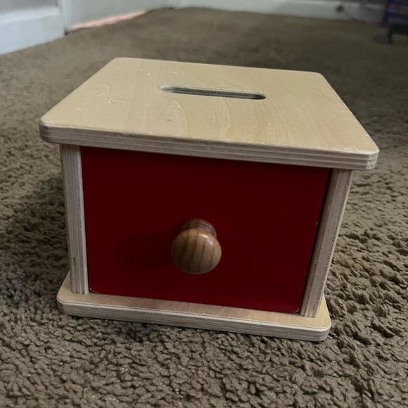 Montessori Wooden Coin Box Toy - Picture 1 of 3